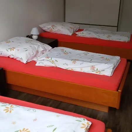 Easy-Bedsit Apartment 3 Düsseldorf