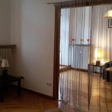 Apartment Easy-Bedsit Apartment 3 *